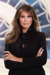 Melania_Trump_Official_Portrait